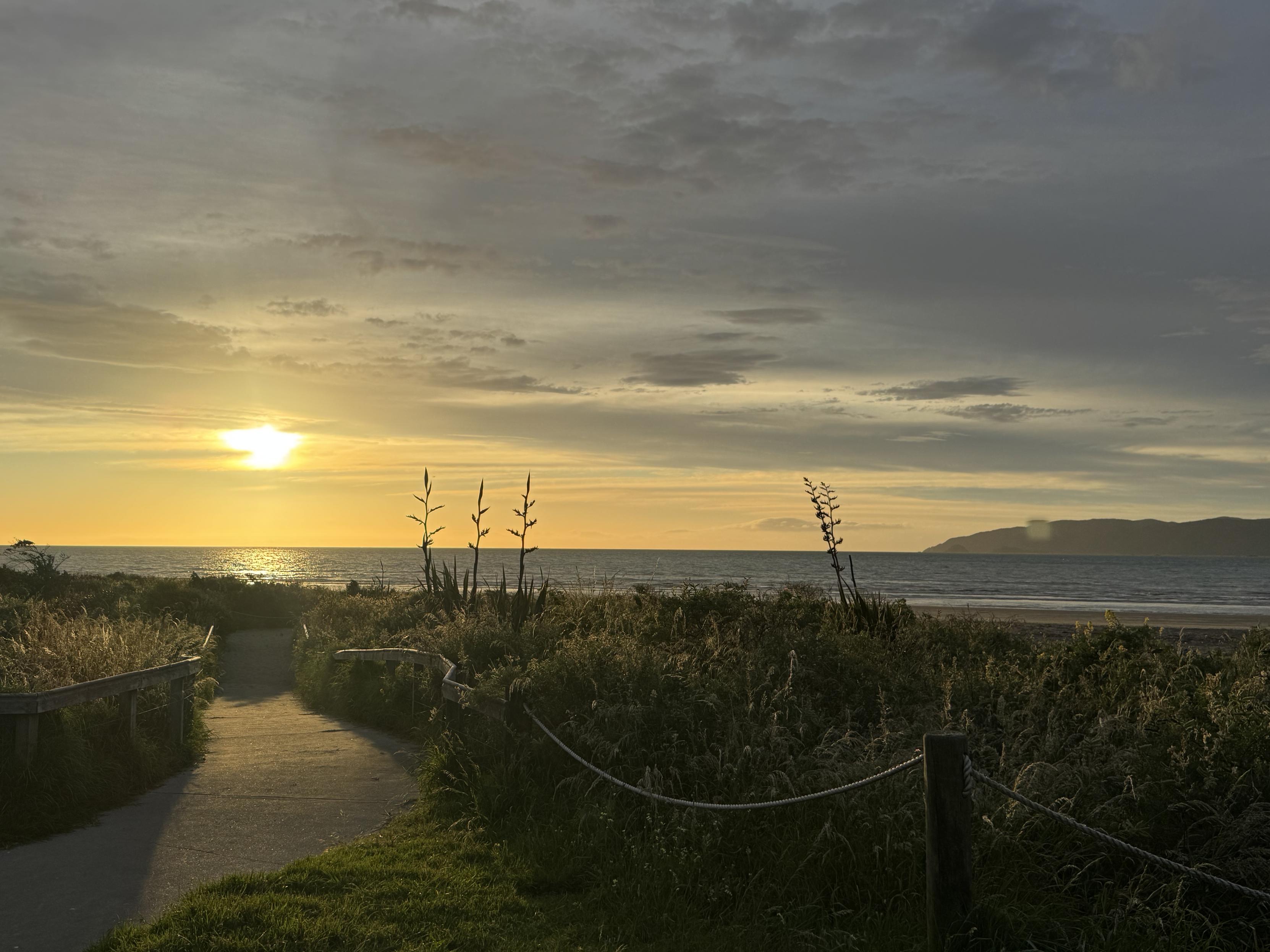 Am Strand in Paraparamu